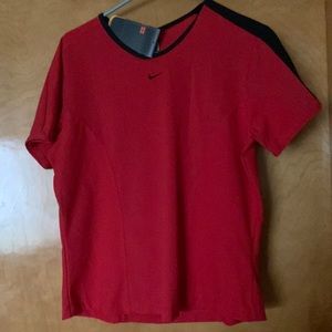 NWT Nike womens performance shirt